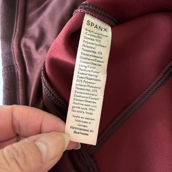 SPANX Faux Suede Leggings In Burgundy Size Small - Picture 7 of 16